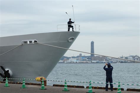 ぱらみり（公式療養修了者 On Twitter Rt Monzoosurp 投てきを撮ってるヒトを撮る 海猿 海保 巡視船