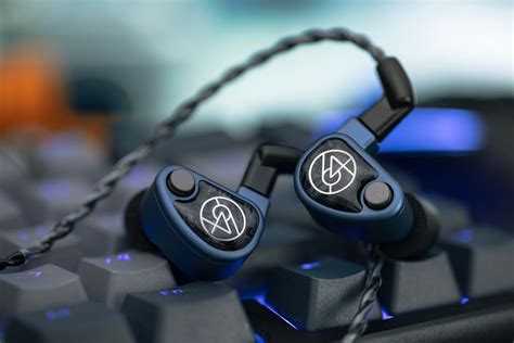 64 Audio U4s In-Ear Headphones 4-driver universal iems – Headphones.com