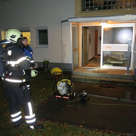 Rauchentwicklung Geb Ude Feuerwehr Wehingen