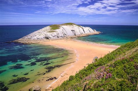 Las Mejores Playas Para Surfear En Cantabria Latas Surf