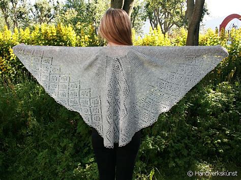 ravelry diamonds faroese shawl pattern  gudrun maria