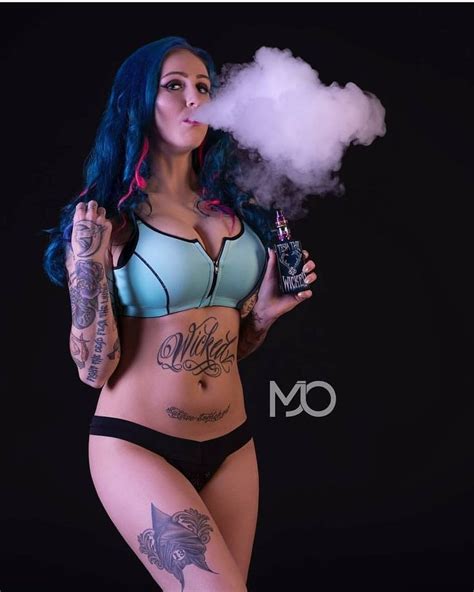 Pin On Sexy Vape Girls