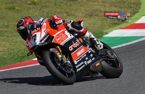 carlos checa rides panigale   mugello mcnews