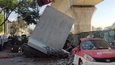 As Fue El Momento De La Ca Da De Una Estructura Del Tren Interurbano