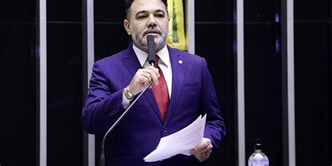 Saiba porquê a Justiça penhorou R 254 mil do deputado Marco Feliciano