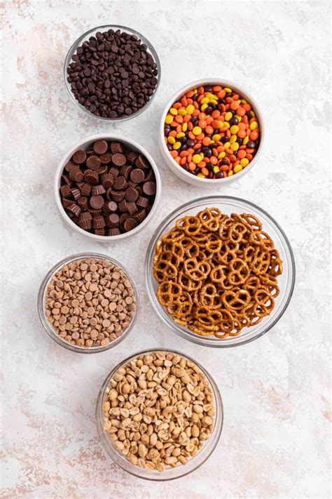 Chocolate Peanut Butter Trail Mix Recipe Dinner Then Dessert