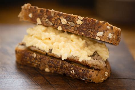 Cremoso E Cheio De Sabor Aprenda Truques Para Fazer Um Ovo Mexido De