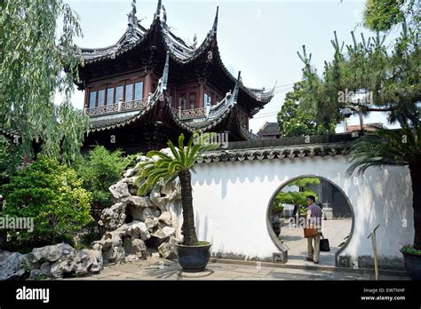 Yuyuan Gardens In Shanghai Yu Yuan Garden Bazaar Chinese China