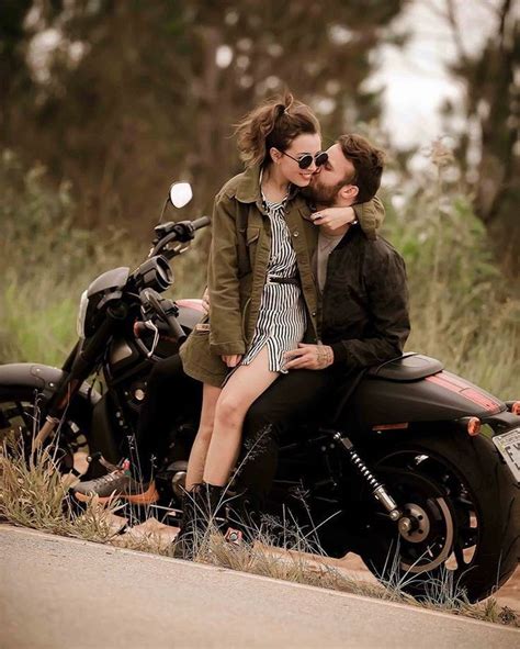 Biker Photoshoot Couple Photoshoot Poses Couple Shoot Couple Posing Photoshoot Ideas Pre