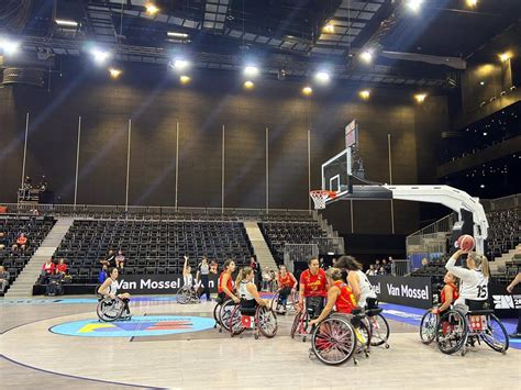 La Selecci N Espa Ola Femenina Vuelve A Colgarse El Bronce Del Europeo