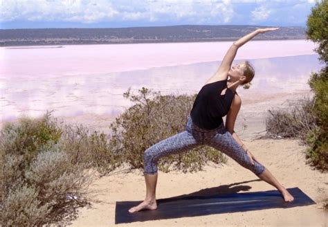 Yoga Flow Finde Dein Gleichgewicht 10 Minuten Yoga für Anfänger