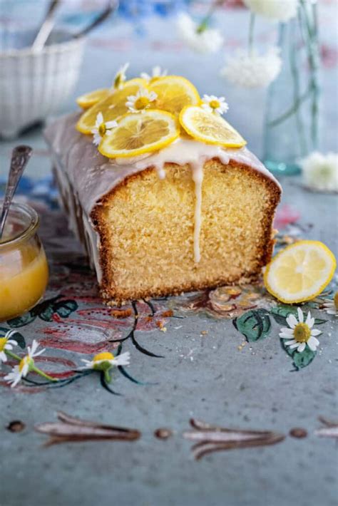 Lemon Curd Cake Supergolden Bakes