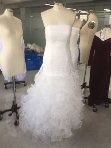 Ball Gown Strapless Hand Made Flower Sleeveless Long Organza Wedding