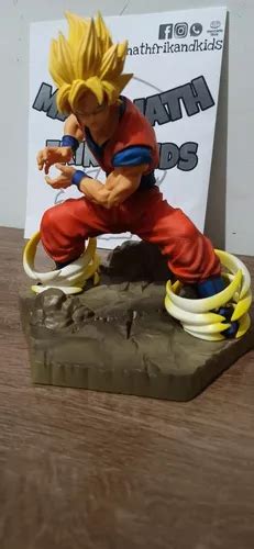 Figura Anime Dragon Ball Goku Ssj Sobre La Roca Cm Cuotas Sin