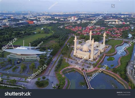 Aerial View Majestic Mosque Shah Alam Stock Photo 744370996 Shutterstock