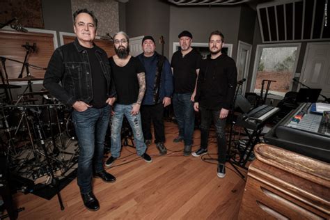 The Neal Morse Band Innocence Danger Webzine La Grosse Radio