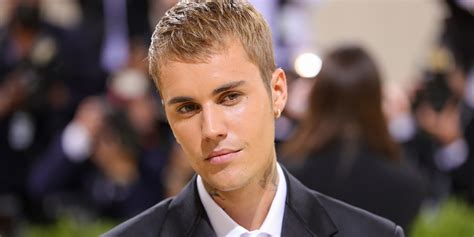 Justin Bieber Calls Out Handm For Selling Unauthorized Fashion Line With