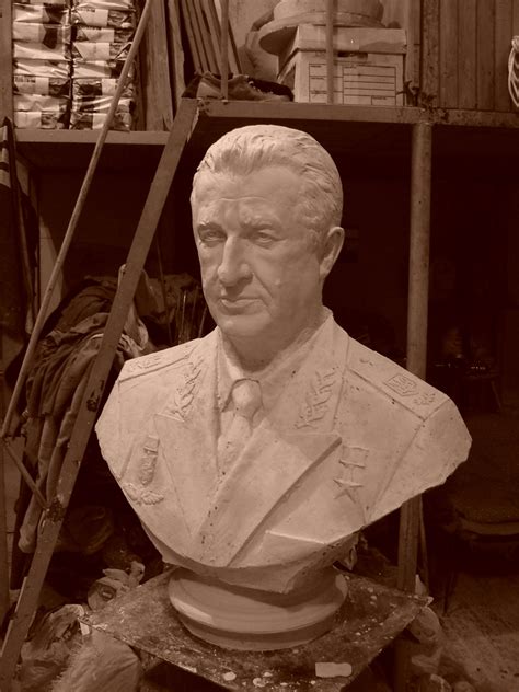 Скульптор Г.Н.Кирпа, бюст, г.Ужгород / G. Kirpa. Portrait « Александр ...