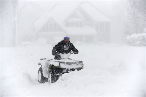 Heavy Snow Warning For Great Lakes After Thundersnow Hit New York State Newsweek