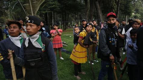 Indígenas En El Parque Nacional De Bogotá Amenazan Con Bloquear La Séptima Y La Caracas Exigen