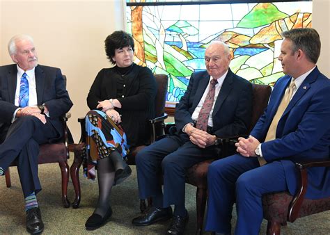 WATCH: Davis-Smith joins Smith Family Funeral Homes | Hot Springs