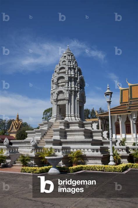 Image Of Cambodia Phnom Penh Royal Palace Stupa Of Princess Kantha