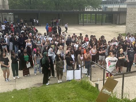 St. Paul Highland Park High students hold pro-Palestinian walkout