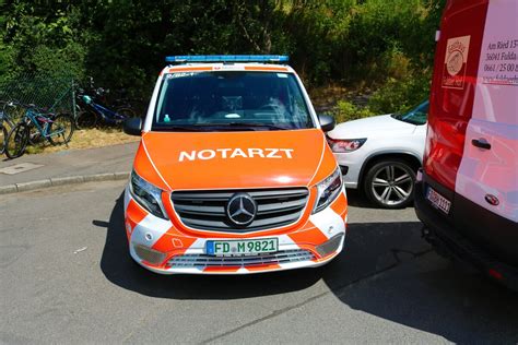 Malteser Fulda Mercedes Benz Vito Nef Am Beim Tag Der Offenen