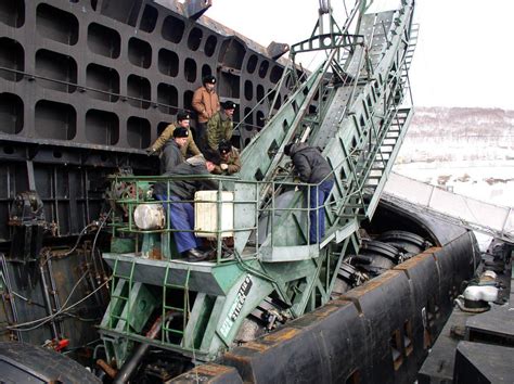 Project 949a Anteyoscar Ii Class Ssgn Tver K 456 Loading P 700