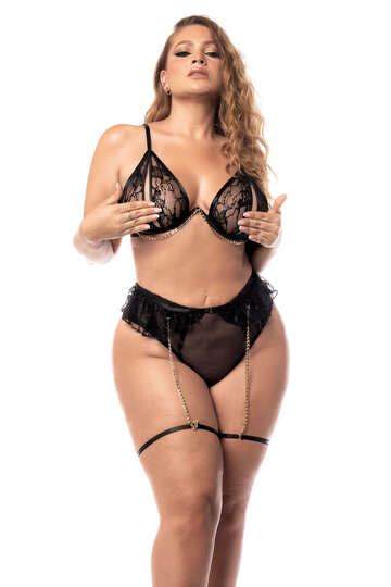 Plus Size Luxurious Femininity Lingerie Set Foxy Lingerie