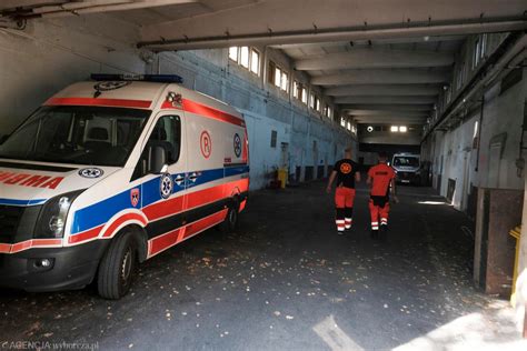 Pogotowie Ratunkowe w Poznaniu 19 latek brutalnie zaatakował