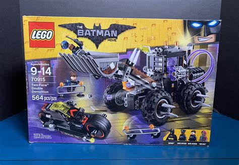 The LEGO Batman Movie Two Face Double Demolition 2017 70915