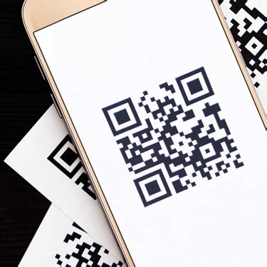 QR Code Labels - Blank or Custom Printed | OnlineLabels®