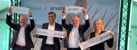 Eröffnungsfeier Neues Logistikzentrum Von Douglas And Arvato Livewelt