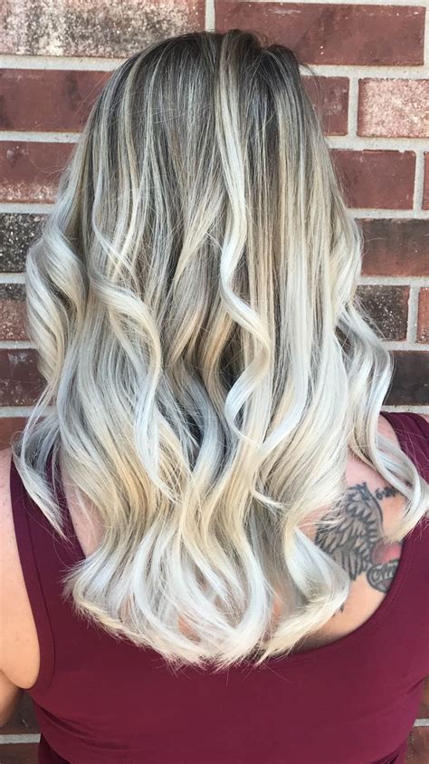 Blonde Hair Root Smudge