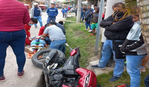 Hermanos Sufren Accidente En Calle C Ntrica De La Ciudad Aut Ntica