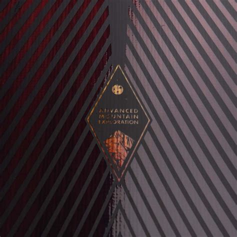 Men's Stratos Snowboard 2025 | Jones Snowboards