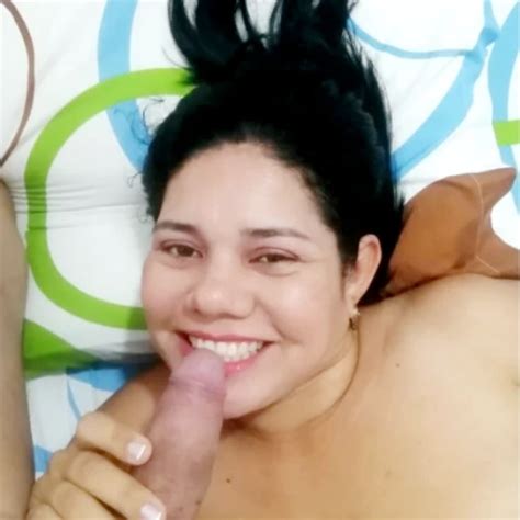 Deep Throat Sucking Amateur Amateur Porn Feat Valkyrieandluigy Xhamster