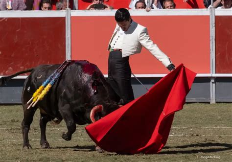 Talavante Marca La Diferencia En El Festival H Pico Taurino De Pineda