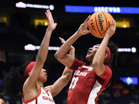 No. 11 seed Alabama WBB upsets No. 6 Georgia in SEC Tournament