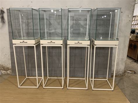 Витрина торговая для ювелирных изделий — GooD Мебель