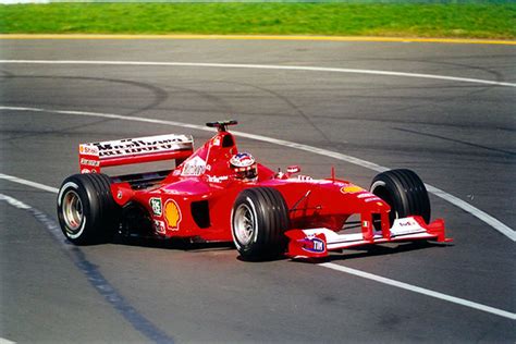 Ferrari Pilotada Por Schumacher Leiloada Por Us Milh Es