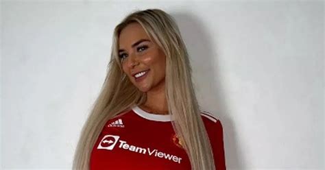 Man Utd Fan And Onlyfans Babe Tips End To City Treble Hopes After