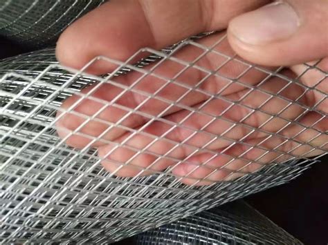 Zinc Galvanized Small Hole Expanded Metal Mesh For Wall Expaned Metal