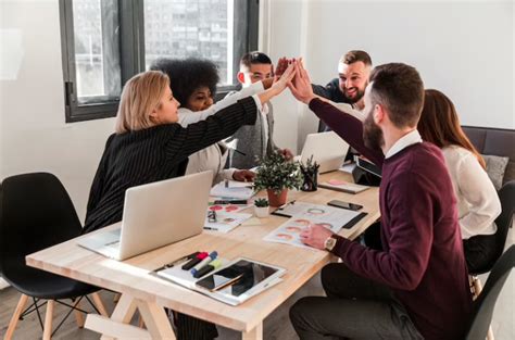 Como criar um ambiente de trabalho saudável e produtivo