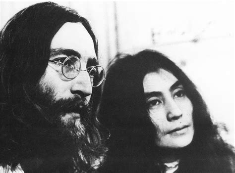 Yoko Ono cumple 90 años KISS FM