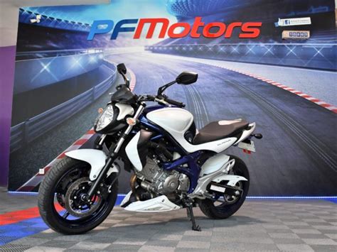 Suzuki SFV Gladius 650 Sabot Lèche roue Support Ermax Diabolo Pf Motors