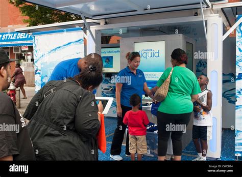 Jpmorgan Chase Promotes Its Refillable Debit Card Liquid At The