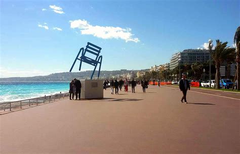 Learn the History Behind Nice's Promenade des Anglais - Perfectly Provence