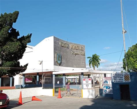 Lamentable Incidente En El Colegio Peninsular Rogers Hall Estudiante